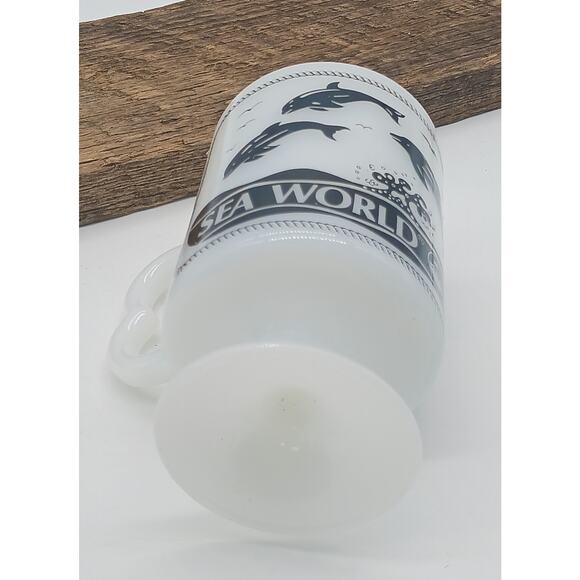 Vintage Milk Glass Sea World Footed Coffee Mug Cup Whale Dolphin Black USA - Picture 4 of 5